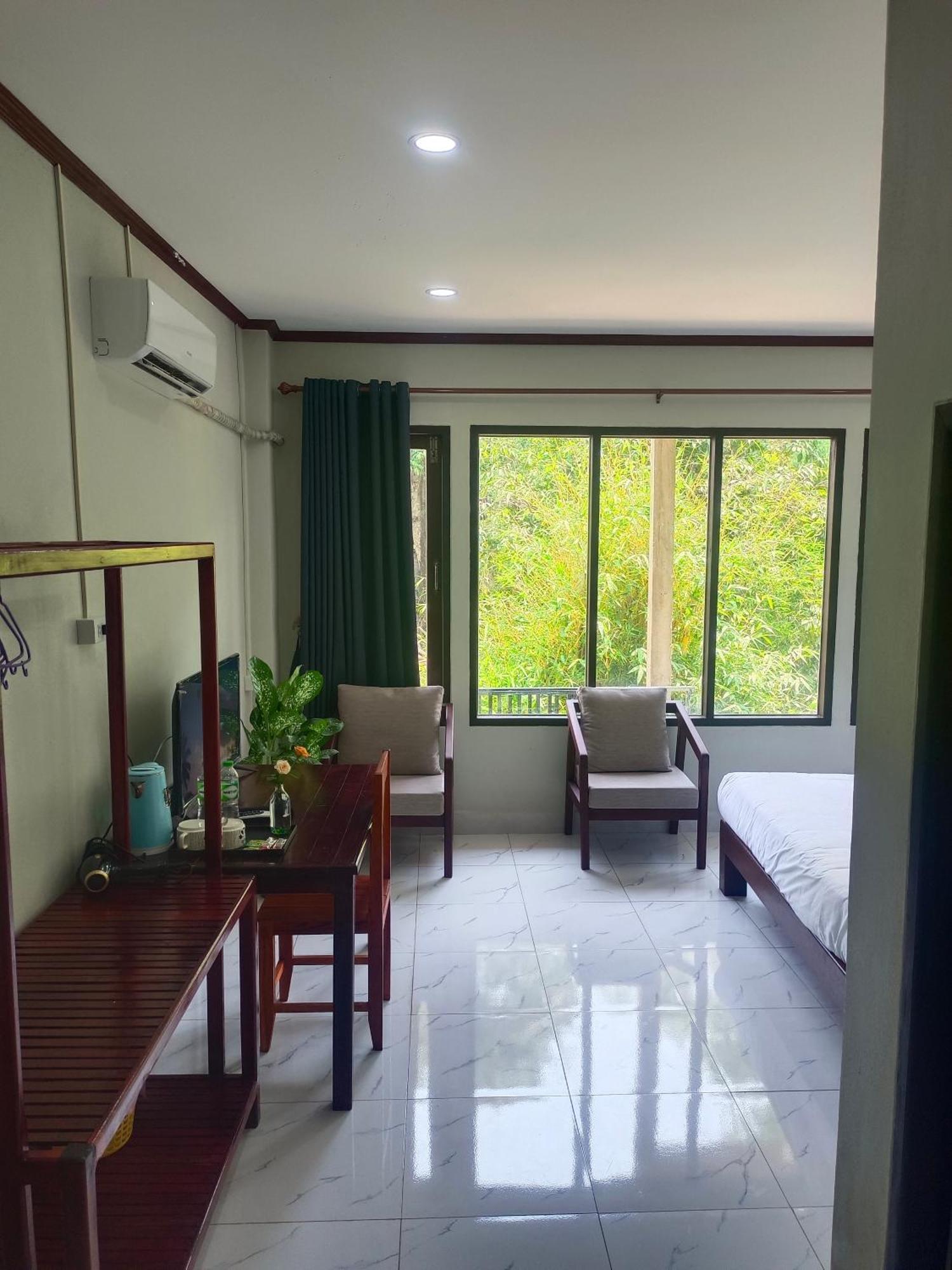 Dokchampa Hotel Vang Vieng Exterior foto